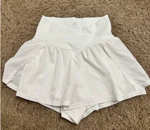 target white shorts  thumbnail 1
