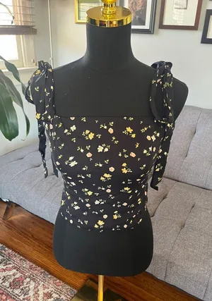 Reformation Black Floral Tie-Strap Square Neck Crop Top Size 2 thumbnail 1