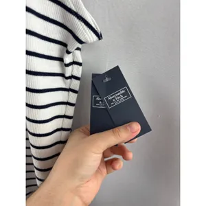 Women’s Abercrombie & Fitch Large White & Black Striped Bodysuit thumbnail 5