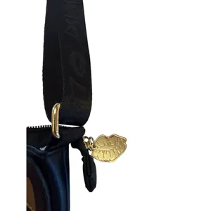 Betsey Johnson Womens Black Kitten Face Shoulder Bag 9.5"x8.5" SKU 6935 thumbnail 3