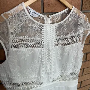 NWT BEBE Tiered Ruffle Lace Midi Dress Ivory Short Sleeve Size XL thumbnail 4