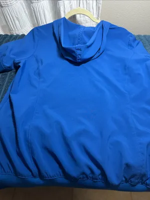 Ladies scrub top Sz M by Easy Stretch. NWT thumbnail 3