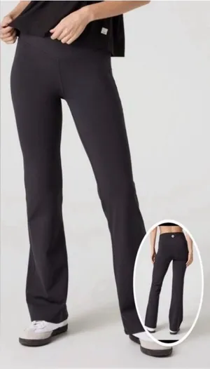 Vuori Chilled out bootcut legging -Black -Large thumbnail 1