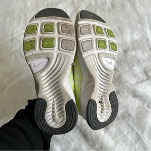 Nike Women's SuperRep Go 3 Flyknit Sneakers Neon Yellow White Size 7 thumbnail 4