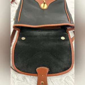 Dooney & Bourke Vintage Black Pebbled Leather Tan Trim Crossbody Bag‎ thumbnail 12