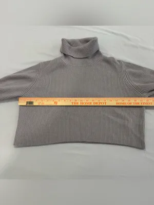Aritzia Wilfred Cropped Turtleneck‎ Sweater 100% merino wool Medium thumbnail 4