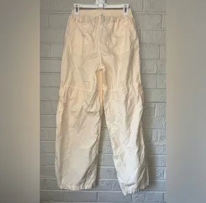 NWT WILD FABLE L wide cargo pants Women’s Ivory Baggy Paratrooper Sz L ✨ thumbnail 4