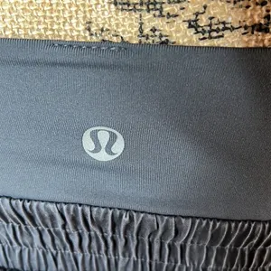 Lululemon Charcoal Gray Top Size 8 thumbnail 4