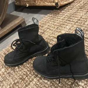 Dr. Martens 1460 MONO FUR LINED Sold Out Size 37 thumbnail 9
