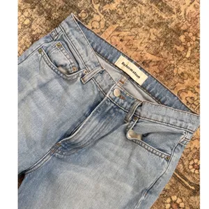 Reformation High Rise Straight Leg Raw Hem Jeans Light Wash Blue Size 27 thumbnail 2
