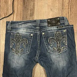 Women’s Miss Me Jeans thumbnail 3