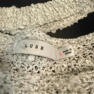 Lush clothing distressed Cozy Gray Women's Sweater‎ thumbnail 4