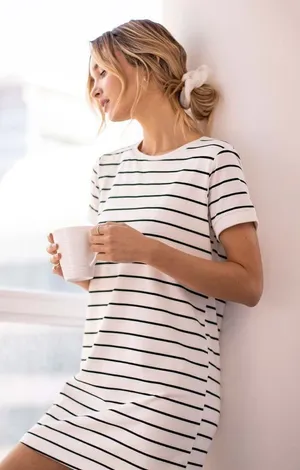Lulu’s Cafe Society cream & black comfortable M T-shirt dress thumbnail 1