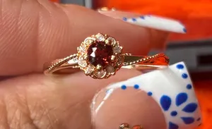 Red gemstone ring Gold thumbnail 1