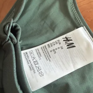 HM Sage Green Triangle Bikini Top Adjustable Straps Size 6 P/N 0967097‎ 5 thumbnail 5