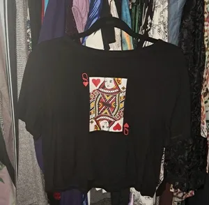 SHEIN Black Queen of Hearts Tee thumbnail 1