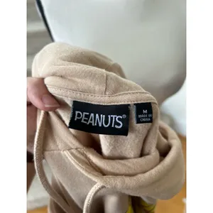 Peanuts Inner Peace Snoopy Tan Floral Graphic Hoodie thumbnail 6