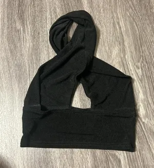 Halter Going Out Top Black thumbnail 3
