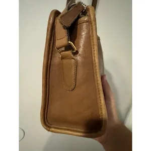 Vintage COACH NYC New York Legacy‎ British Tan Leather Shoulder Bag Purse USA thumbnail 5