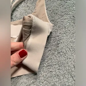 Lululemon white Sports Bra 6 thumbnail 9
