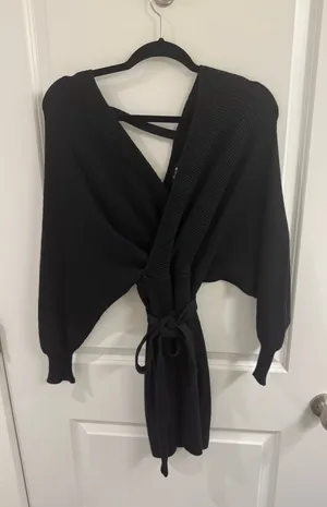 Black sweater dress Size M thumbnail 1