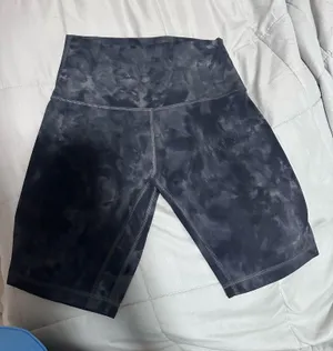 Dimond dye Lululemon align biker shorts  thumbnail 1