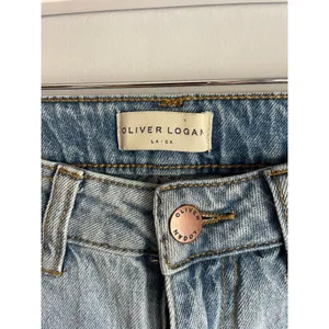 Oliver Logan Light Wash Straight Jeans Frayed Hem Size 26‎ thumbnail 2