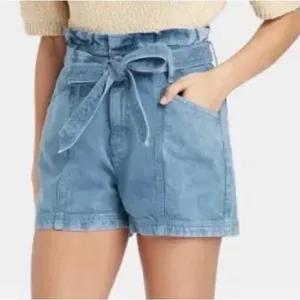 Universal Threads NWT Medium Blue paper bag Shorts with waist tie size 12 thumbnail 1