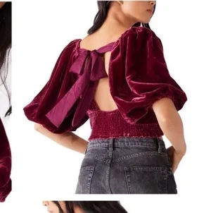 Free People Marie Velvet Open Back Crop Top‎ Balloon Sleeves Red Small NWT thumbnail 1