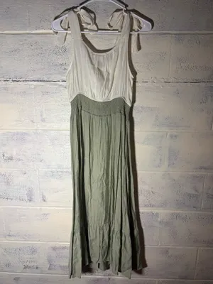 Blu Pepper Asymmetrical White and Green Resort Midi Dress size M NWOT thumbnail 3