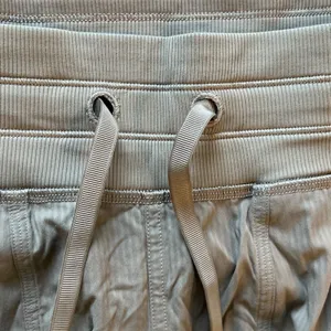 Lululemon Dance Studio Mid-Rise Pants Athleisure Streetwear Sz 14 Straight Baggy thumbnail 4