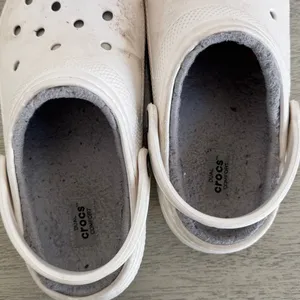 CROCS White Fur Lined Shoes Size 7 thumbnail 5