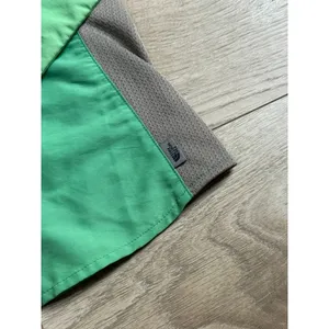 The North Face green button up roll tab sleeve sun protection vented hiking sz M thumbnail 6