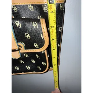 Dooney & Bourke MONOGRAMMED TAN BLACK LEATHER‎ CROSSBODY BAG MINT P thumbnail 7