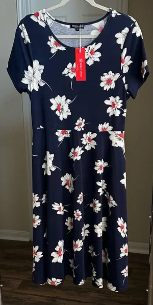 Urban Coco Short Sleeve Midi Dress NWT thumbnail 1