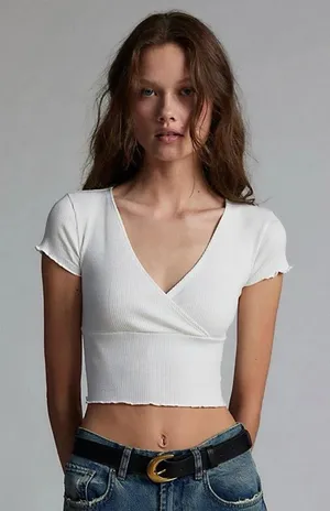 BDG Urban Outfitters NWOT Madi Ribbed Surplice Short Sleeve Tee see flaw** XL thumbnail 1