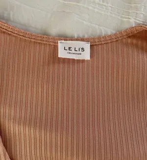 Le lis long sleeve top thumbnail 2