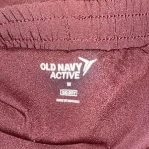 Old Navy Active Shorts thumbnail 4
