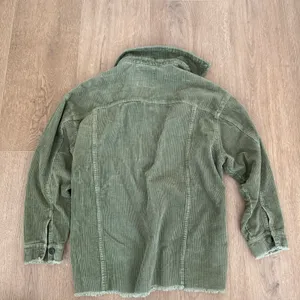ZARA Frayed Green Corduroy Jacket thumbnail 3