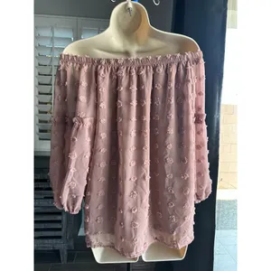 NWT: Rose Womens off the shoulder dotted‎ blouse thumbnail 4