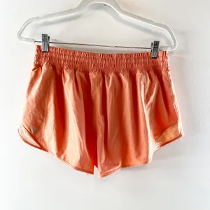 Lululemon Hotty Hot High-Rise Lined Short 2.5" Orange Flash 12 thumbnail 5