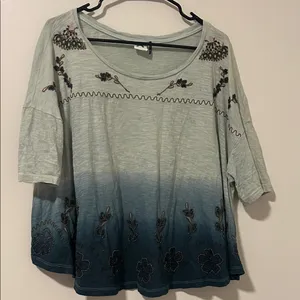 Anthropologie Akemi + Kin Embroidered Blue Cotton Dolman Top Beaded Size L thumbnail 1