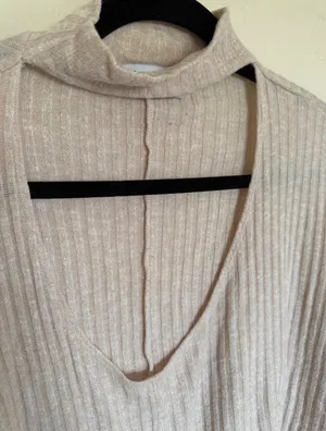 Urban Outfitters Ribbed Choker Cutout Sweater S Beige thumbnail 2