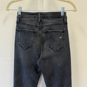 Hidden LA Jeans Gray High Rise Distressed Frayed Hem Button Fly Cropped Jeans 25 thumbnail 5