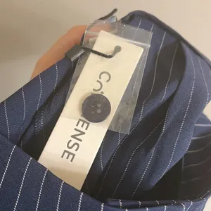✨Commense Pinstripe Pleated Wide-Leg Navy Sz XS Pants✨ thumbnail 9