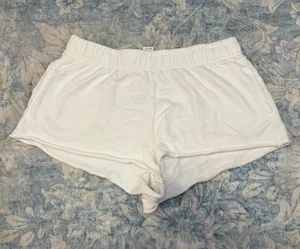 Garage Shorts thumbnail 1