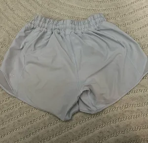 Lululemon Hotty Hot Shorts thumbnail 2
