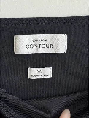 Aritzia Babaton Contour Long Sleeve Square Neck Crop Top Black XS Stretch thumbnail 4