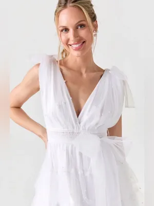 Francesca's Collections White Tulle Mini Dress with Bow and Pearls thumbnail 3
