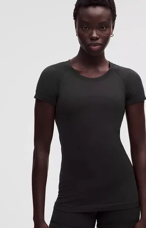 Lululemon Black Shorts Short Sleeve thumbnail 5